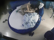 专业炮房猥琐小青年与身材苗条美乳女友啪啪啪肏的很猛把小女友干的尖叫不止淫叫说老公好长太能叫了要哭了