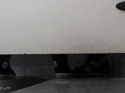 【全網首發】【國內廁拍】最新流出大神潛入某高校溝廁偷拍美眉們尿尿 滴水的聲音真好聽～原版高清