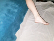 KTV坐臺小姐姐被洋屌老外灌醉帶回寓所任意玩弄 無套內射中出 逼毛毛稀疏絕對誘惑 720P高清