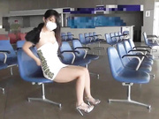 【全網首發】【網曝門事件】島國京都大學情侶公然在食堂性愛不雅視頻流出 女友打V手勢 男友後入沖刺內射～720P高清原版