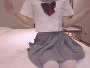 制服白丝少女超唯美自慰诱惑白虎小粉穴白色假吊抽插