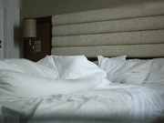 廣東漂亮大學美女酒店私會許久未見的男友瘋狂啪啪 饑渴主動吃雞巴愛撫抽插幹得嗷嗷直叫 國語對白 720P高清原版