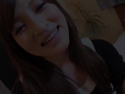 惊人的日本脱衣舞娘得到一个creampie