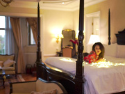 【全網首發】果哥原創最新白金版視頻-極品女神筱慧超大尺度私拍之朦朧夜輕開三點 1080P高清原版