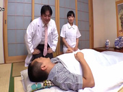 诊察中发情的淫乱看护师- 月村光