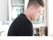 害羞的青少年梅根雨乱搞她的邻居