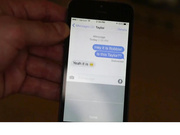 可爱的拉丁女孩勾引网友来家里操她