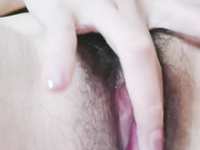 混血红唇多毛小穴手指拍打大量出水顶级美腿