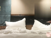 高颜值性感纹身小辣妹，被长屌深入爆操！【偷拍】【真实】