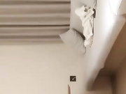 【雀儿漫天飞】约了个颜值不错苗条妹子，沙发上扣逼口交大力猛操呻吟娇喘，很是诱惑喜欢不要错过