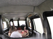 《圣诞老人三人行》中的法克塔西肛门精灵