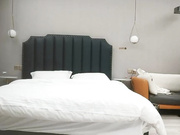 无情的屌探花外围场白虎女神狂舔粉嫩小穴01