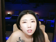 纹身丝袜少女勾引大屌男性爱抽插高潮淫叫01