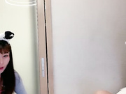 风骚御姐一线天肥穴情趣手铐粉绳捆绑黑丝足交