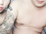 美少妇第一视角特写粉穴男友手指揉穴舔阴蒂