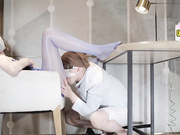 售楼小姐卖身冲业绩