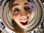 『中文字幕』白嫩女神宿舍性爱与大屌男骑乘