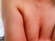 外网疯传的一个漂亮小姐姐疑似上海名校舞蹈老师刘明X大尺度私拍身材超级顶